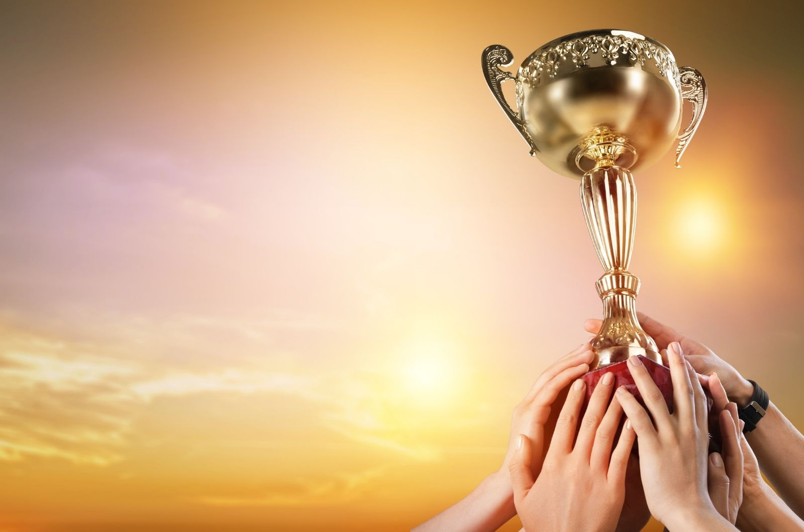 Top 7 Award Manufacturers in the USA